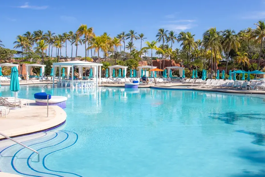 The Coral Atlantis | Venclikovi.com The pool area at The Coral is as relaxing as it looks but the WiFi signal here can be hit or miss. Guests often move closer to the cabanas or the bar area to get better coverage while enjoying the serene tropical vibe of Atlantis Paradise Island.