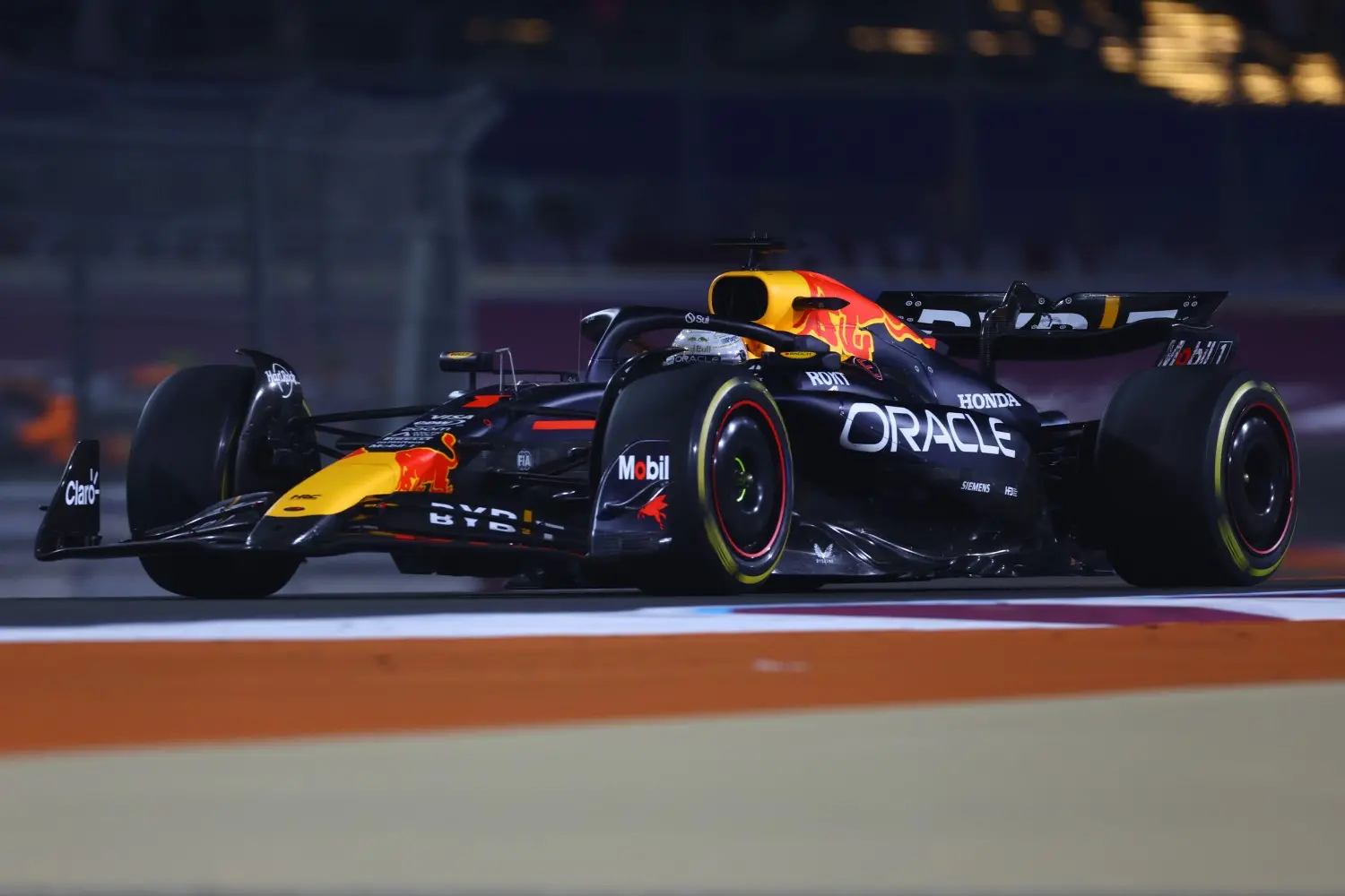 F1 qatar 2025 | Venclikovi.com Max Verstappen driving Red Bull during night session at Losail Circuit